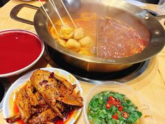 -娜姐鲜牛肉串串火锅(藏龙岛店)