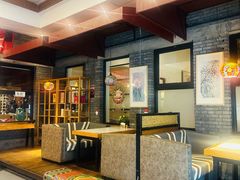 -苹果树下艺术餐厅(宋庄店)