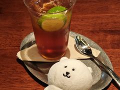 -luutosa  cafe & tea 鹿兔山