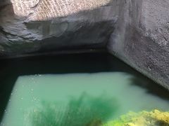 -伍山海滨石窟