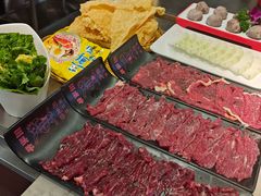 -三头牛·潮汕牛肉生蚝火锅 (夏湾店)