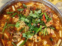 -牟记江湖重庆地标特色菜鱼蛋海鲜羊蝎子(巴南区黑金冠十多年好店)