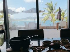-雾山韩式烤肉·海南糟粕&椰子鸡火锅·海景餐厅(三亚绿发山海天JW万豪酒店)