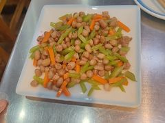 -屯老二农家铁锅炖·行业领军者(刘园店)