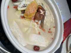 -三人行骨头王火锅(长寿店)