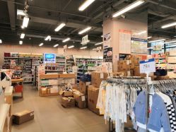 -乐友孕婴童(格调春天店)