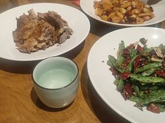 -伊喜饺子·烤鸭(五道口学院路店)