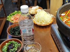 -黔有有贵州酸汤夺夺粉火锅(五味十字店)