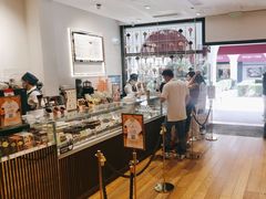 -VENCHI 闻绮(上海佛罗伦萨小镇店)