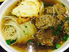 -老陆稿荐(西中市店)
