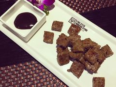 -HIHE Bistro·Oyster Bar(华熙live店)