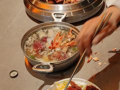 -黑金·寻焰自助百汇·烤肉·火锅(中街店)