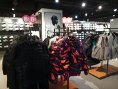 -NIKE品牌体验店(南京东路店)