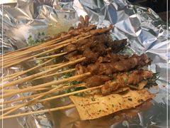 -何师烧烤·香辣蟹·川菜·30年老品牌(太古里旗舰店)