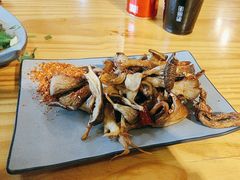 -勺子米线·云南传统小吃市集(四方街店)