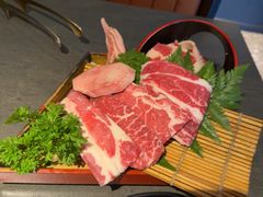 -铭牛烧肉·和牛海鲜自助(高新月牙湖店)