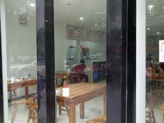 门面-何记酿皮店(西流湾店)