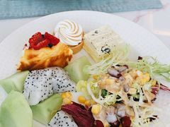 -湖景知味西餐厅•简餐轻食 自助餐(南京金茂威斯汀大酒店)