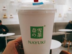 -奈雪的茶(市百一店)
