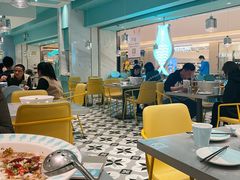 大堂-姚姚酸菜鱼·金戈戈香港豉油鸡(喜荟城联名店)