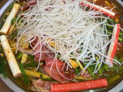 牛肉八带蟹棒鱼饼综合锅-京玉菲饭店(李村店)