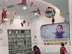 -龙格亲子游泳·水育早教运动中心(绿宝中心)