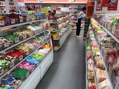 -赵一鸣零食(西南文锋东路店)