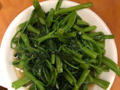 炒时蔬-曾牛肉