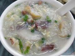 艇仔粥-穗银肠粉店(东川路店)