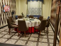 包厢-巴扎美食·新疆菜·西域歌舞表演餐厅(新疆大厦店)
