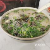 吃个新鲜！乌鸡米线！