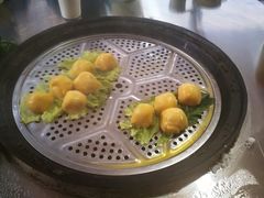 -粘豆包柴火铁锅炖