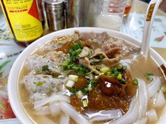 至尊三宝汤河粉（牛筋，第一刀肉，鱼滑）-荔林食店(西华路店)