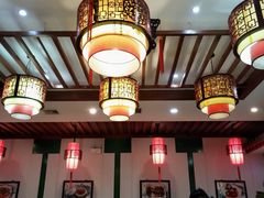 大堂-石头门坎