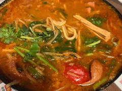-肥汁米蘭香港米线(宁波路总店)
