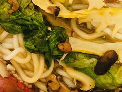 -鑫花溪牛肉米粉(人民广场店)