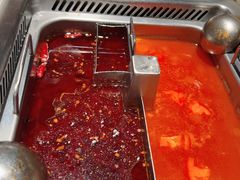 -海底捞火锅鲜切牛肉主题店(长寿路店)