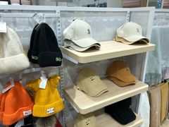 -hotwind热风(中贸广场店)