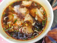 酸辣馄饨-吉庆街美食广场