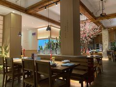 -蜜桃餐厅·伴山(湖滨商业街店)