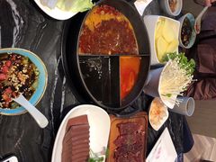 -热火朝天鲜切牛肉火锅(南强街巷店)