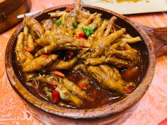 糯叽叽香辣鸡爪-乐乐大排档·30年老字号(浙江路店)