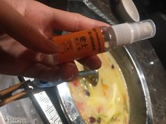 -佬土鹅肠火锅(解放路店)