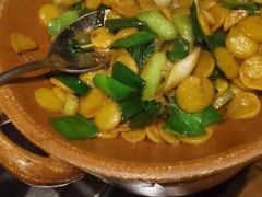 -挂旗柴锅鸡(蚌山区嘉年华店)
