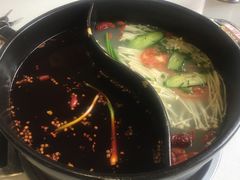 -钢管厂五区小郡肝串串香(滨江店)