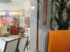 -黄记煌三汁焖锅(新佳丽江汉路店)