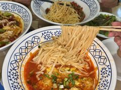-李与白包子铺(桐梓林店)