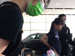 -奔驰上海利星(七宝店)