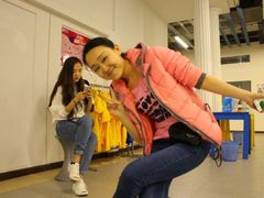 主持人-唆了蜜团建·趣味沉浸式剧情·蹦床轰趴运动拓展基地(天津旗舰店)