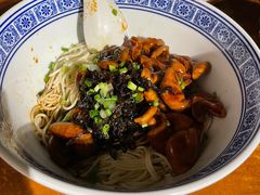 -沪西老弄堂面馆(定西路店)